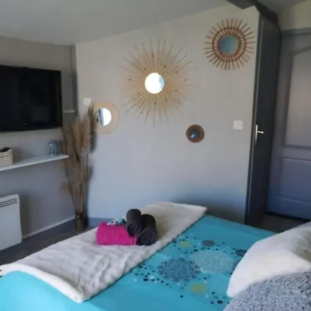 Agreable D' Avec Acces Piscine * Septfonds