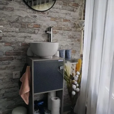 Agreable D' Avec Acces Piscine בית אירוח