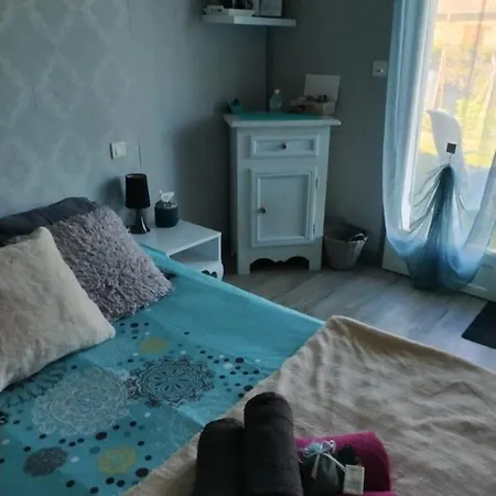 D' Hôte Avec Accès Piscine Séjour chez l'habitant Septfonds