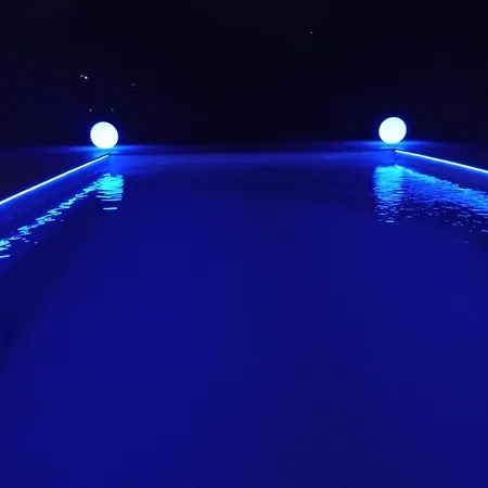 Agreable D' Avec Acces Piscine *
