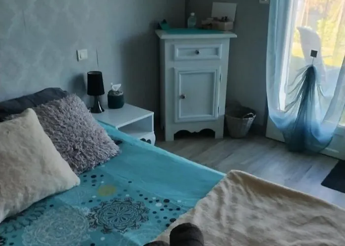 D' Hôte Avec Accès Piscine Séjour chez l'habitant Septfonds